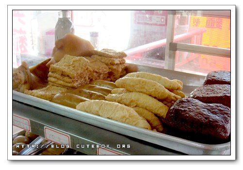 台中逢甲,泰興麵店,辣雞麵